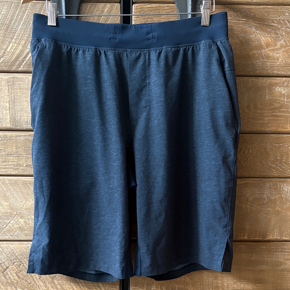 Lululemon Men’s Athletic Shorts - Navy